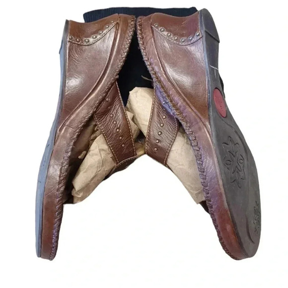 Clarks Artisan Brown Gold Thong Sandals Slides Size  10M - Picture 3 of 8